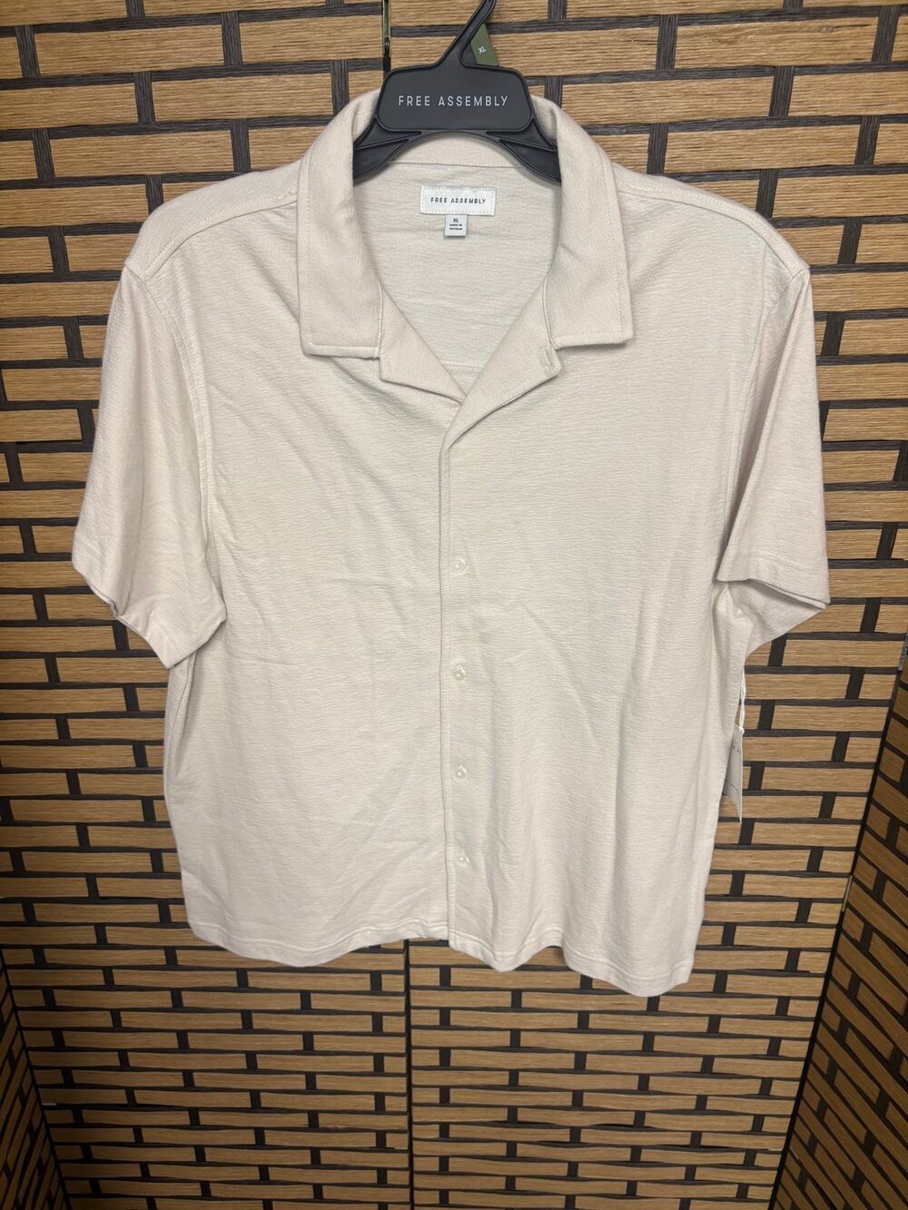Free Assembly Almond Button Down Short Sleeve Shirt Size XL